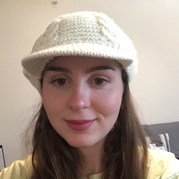 Set of 2 knitted hats - Picture 2 of 5